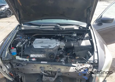 2011 Honda Accord 3.5 Ex-L из США, поврежденный, VIN 1HGCP3F88BA005162